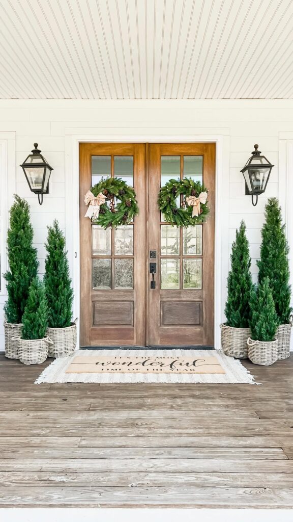 Minimal Holiday Porch Accents