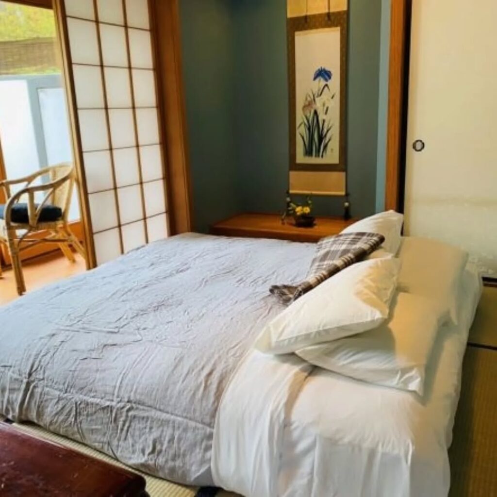 Minimal Traditional Shoji Scroll Art