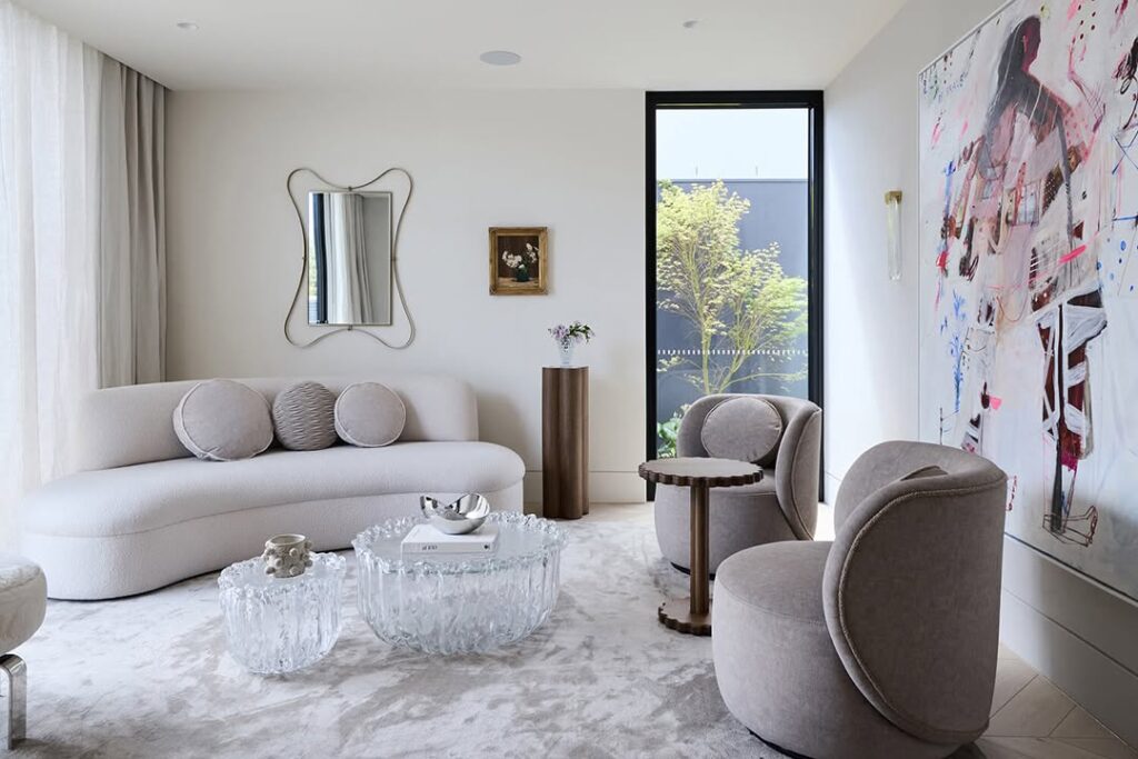 Minimalist Formal Living Room with Sculptural Furniture