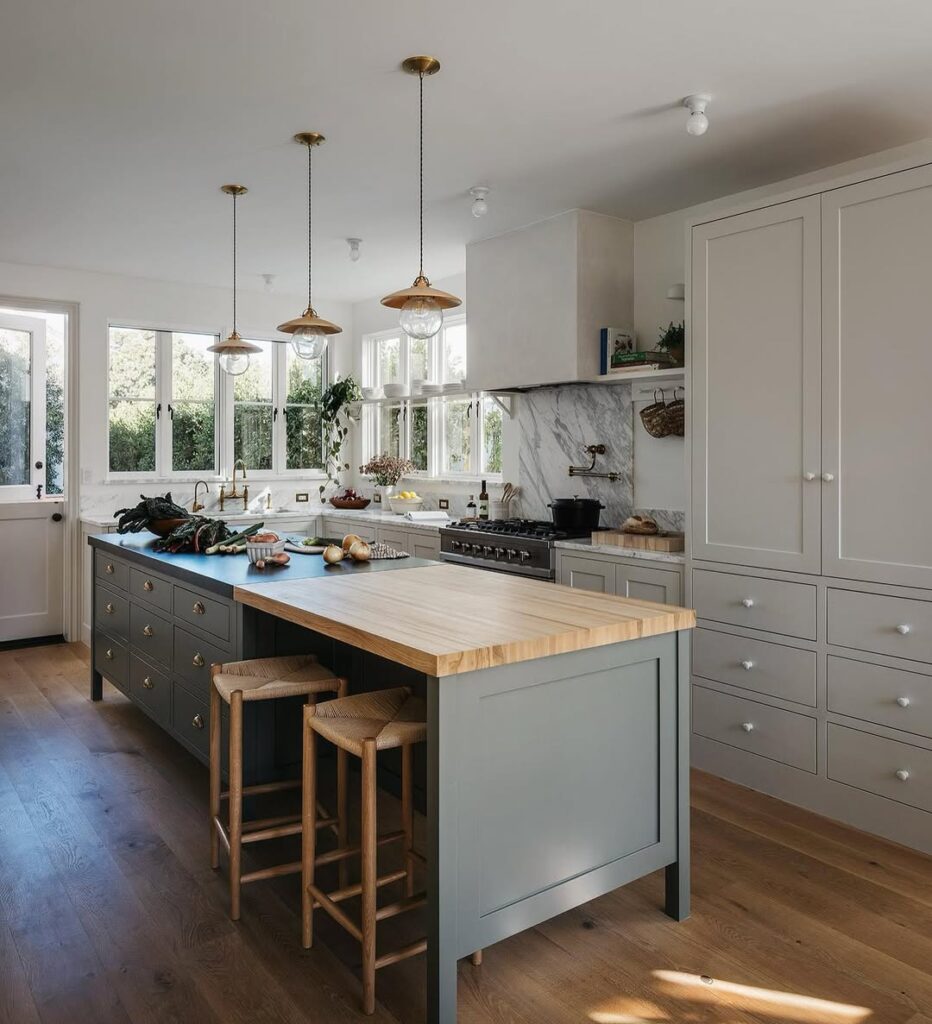 Minimalist Nordic Kitchen with Marble