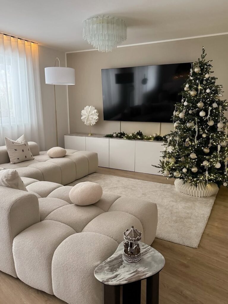 Modern Luxury in a Cream Holiday Lounge