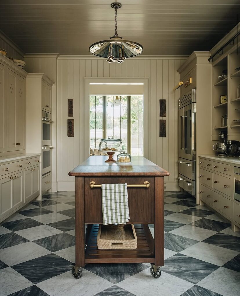 Movable Island for Small Kitchens