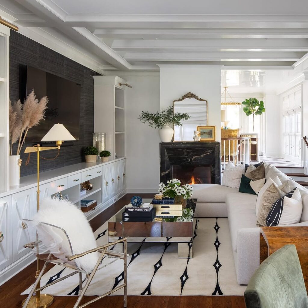 Organic Accents in a Neutral Room