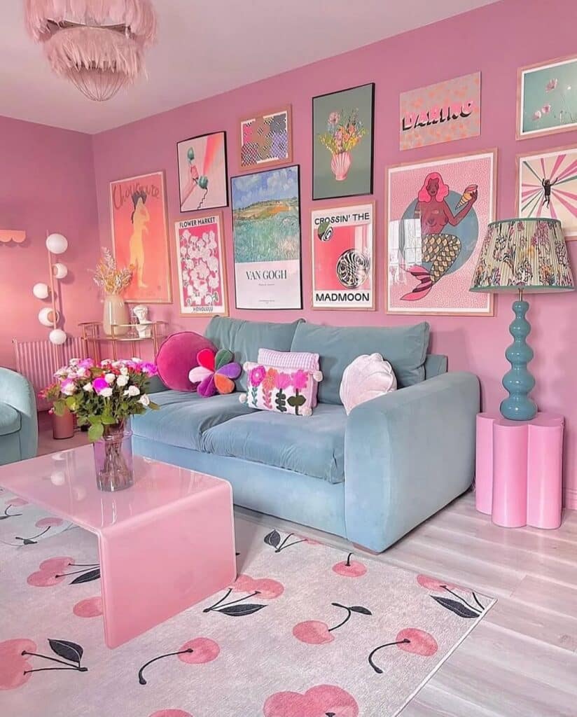 Pop Art Lounge in Candy-Pastel Pink