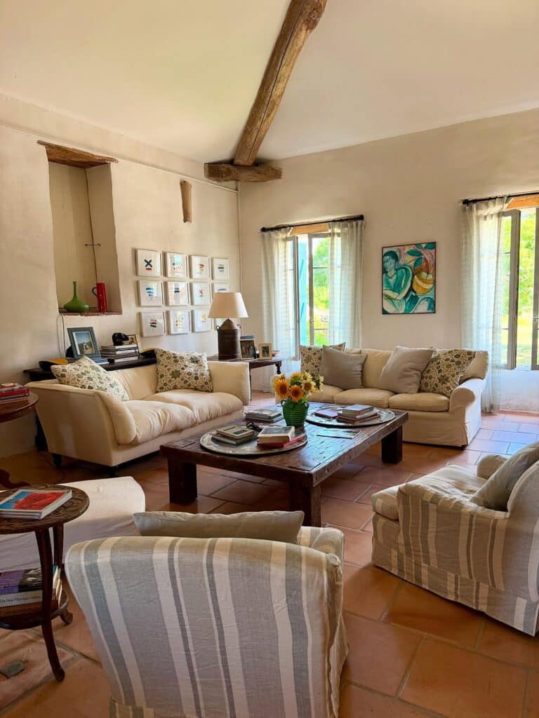 Provençal Living Room with Ceiling Beams
