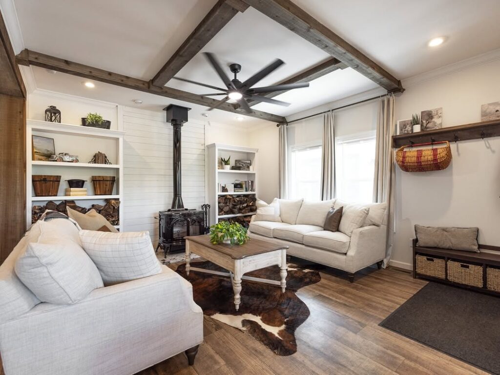 Rustic Retreat With Framing Beam