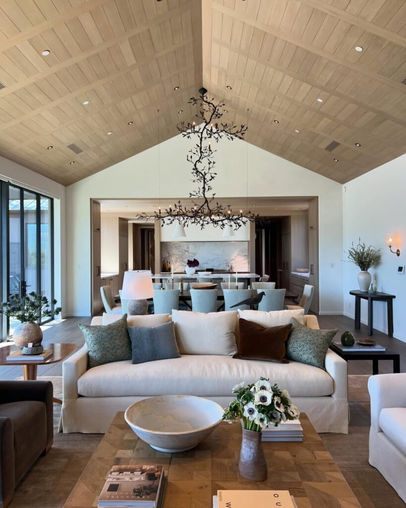 Vaulted lounge chandelier