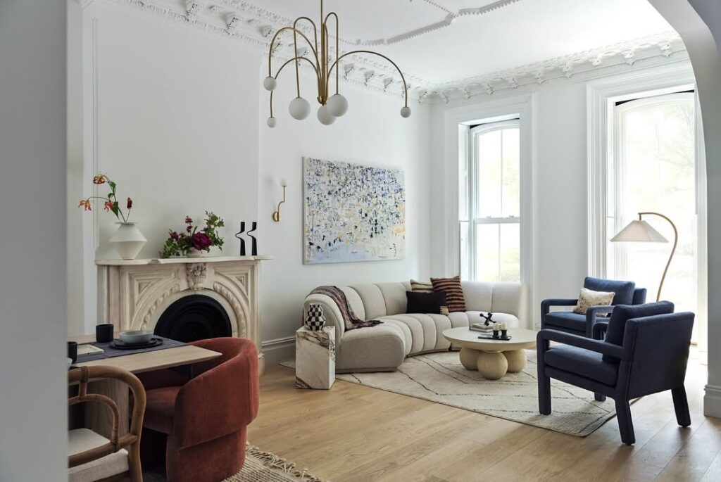 White Victorian Modern Lounge